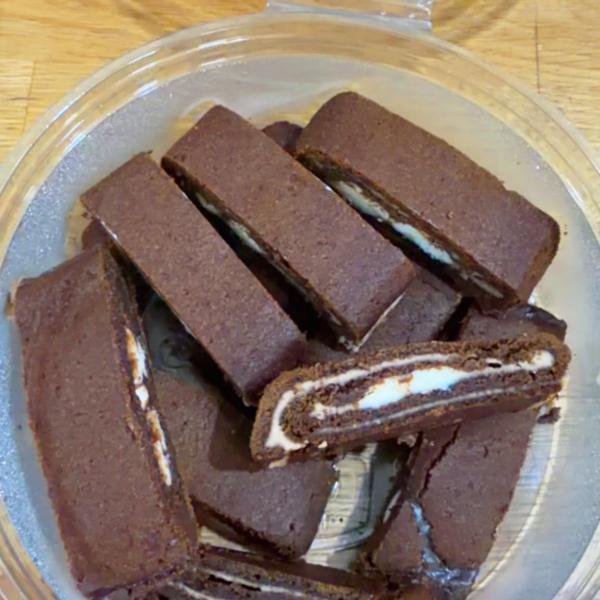 علبة مقروطة