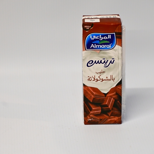 حليب بالشوكولاتة
